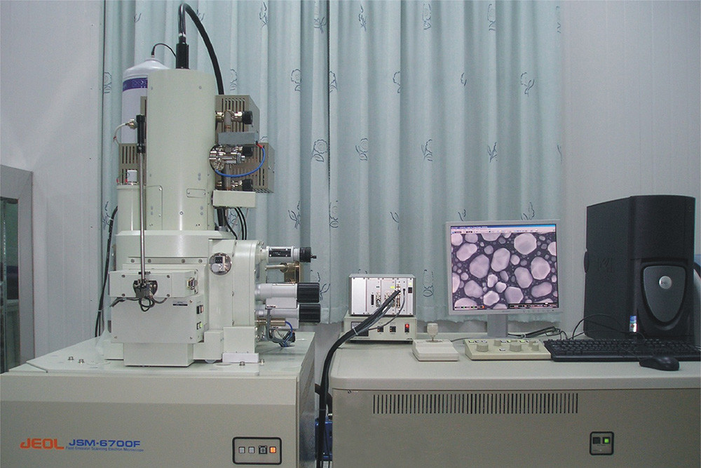 JSM-6700F場(chǎng)致發(fā)射掃描式電子顯微鏡(JEOL）